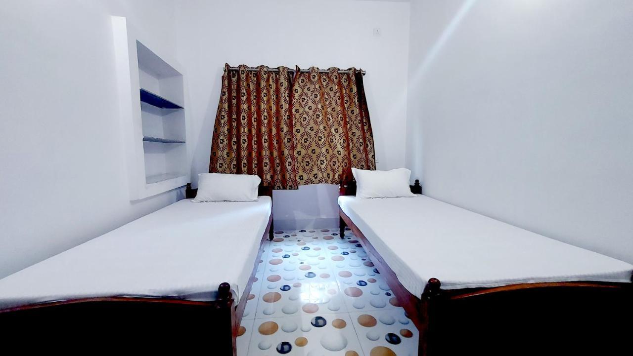 Nilam Guest House Bodh Gaya Exterior foto